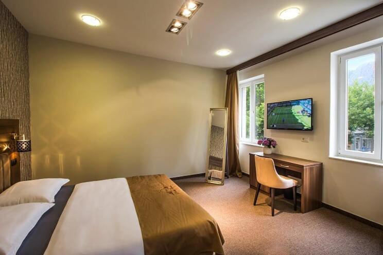 Central Luxury Rooms Omiš Екстериор снимка