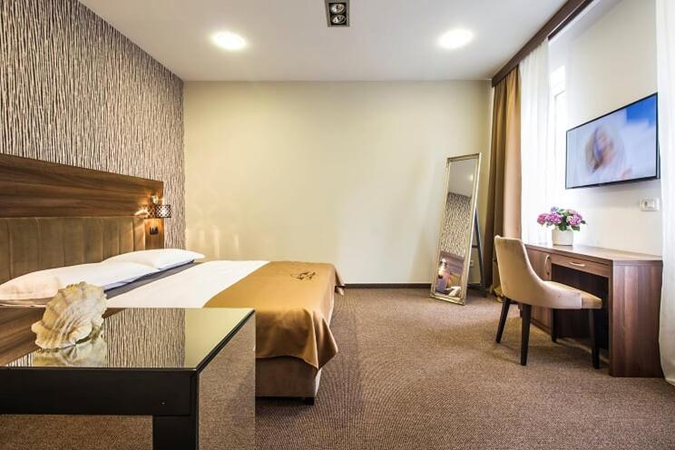 Central Luxury Rooms Omiš Екстериор снимка